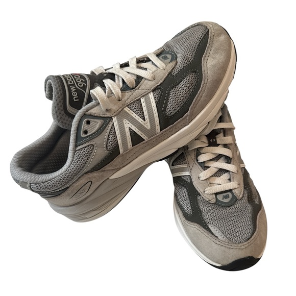 New Balance 990 for Kids - Picture 1 of 5